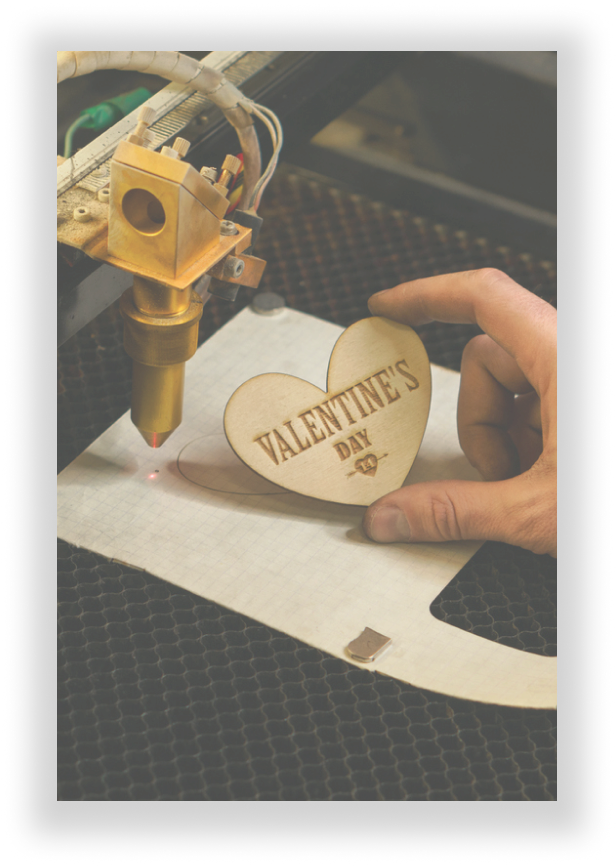 Corazón grabado para San Valentenin grabado en MDF con laser