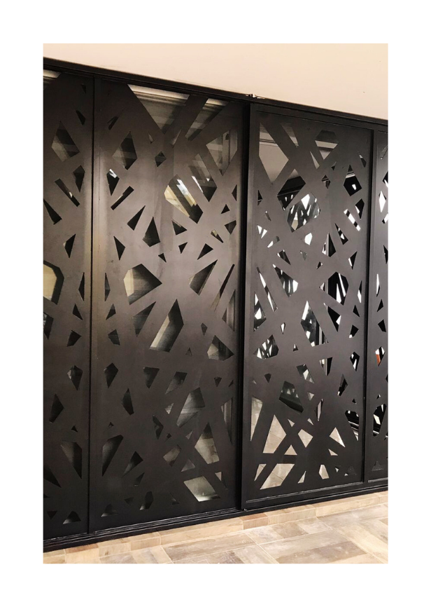 Puerta con celosía